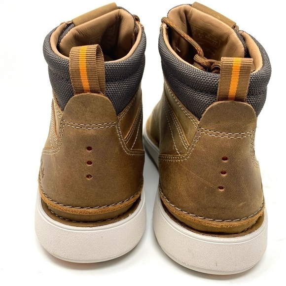 Clarks Larvik Mid Leather Lace Up Boot Dark Tan Oily - Picture 7 of 9